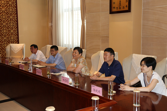 图为座谈会现场.JPG